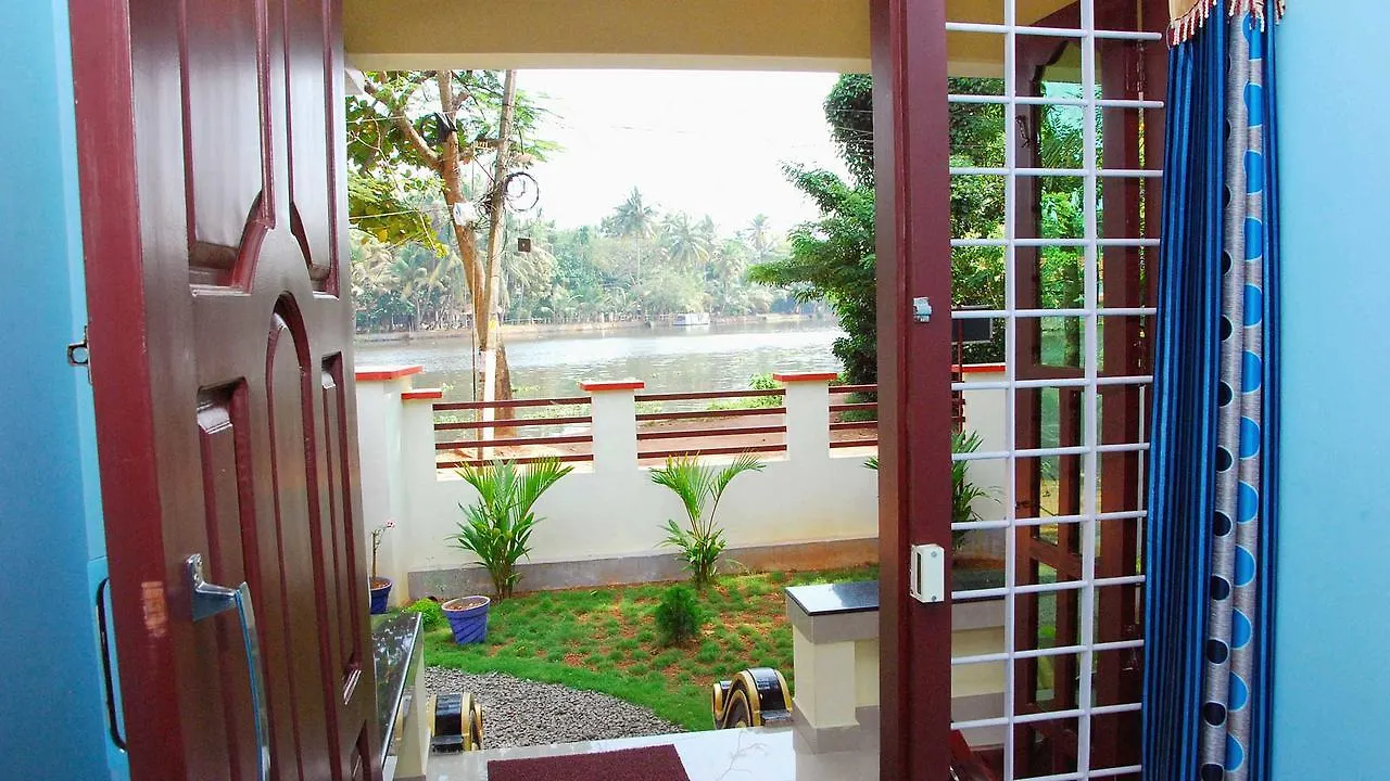 Homestay Punerjeni Homes Alappuzha India